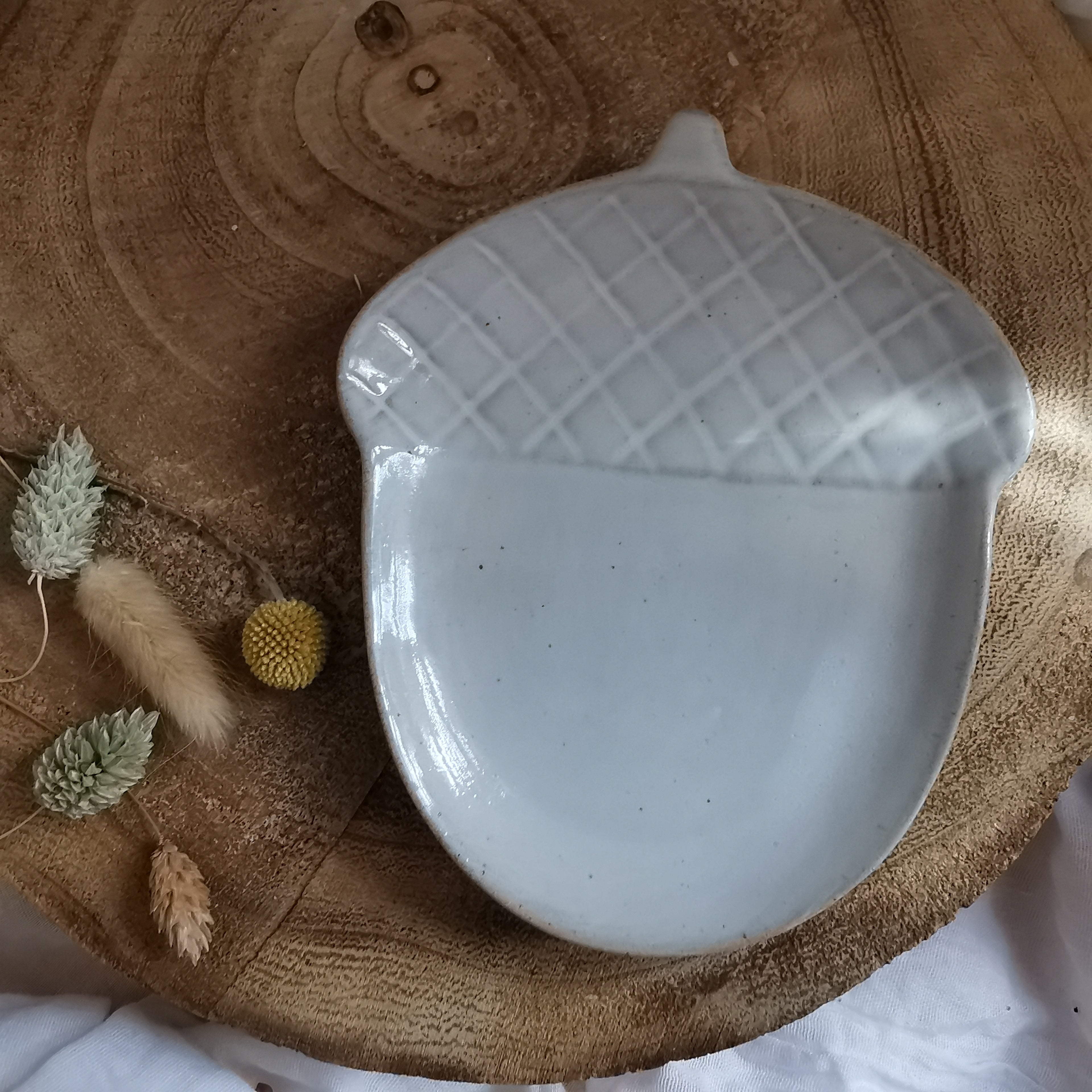 White ceramic acorn dish trinket