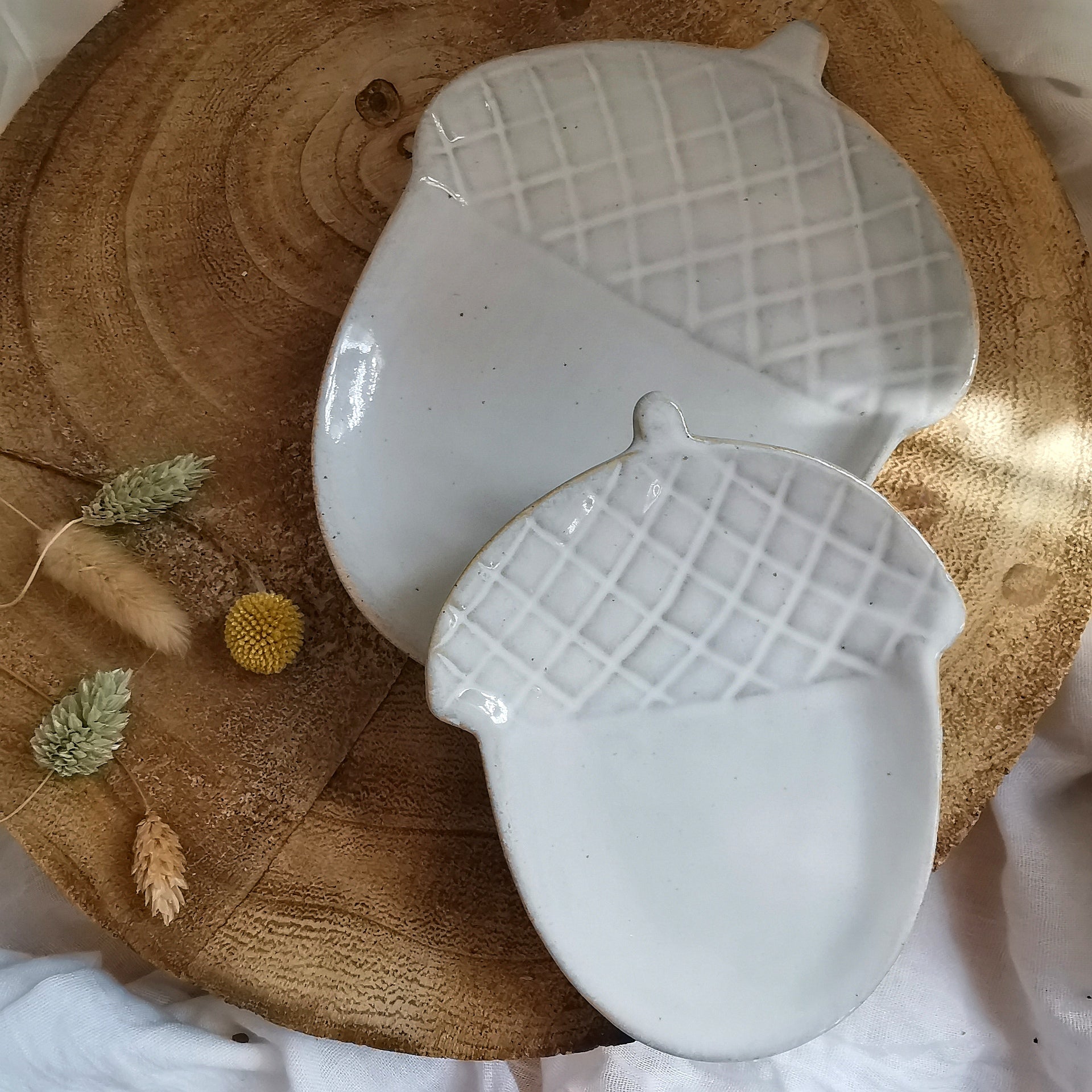 White ceramic acorn dish trinket