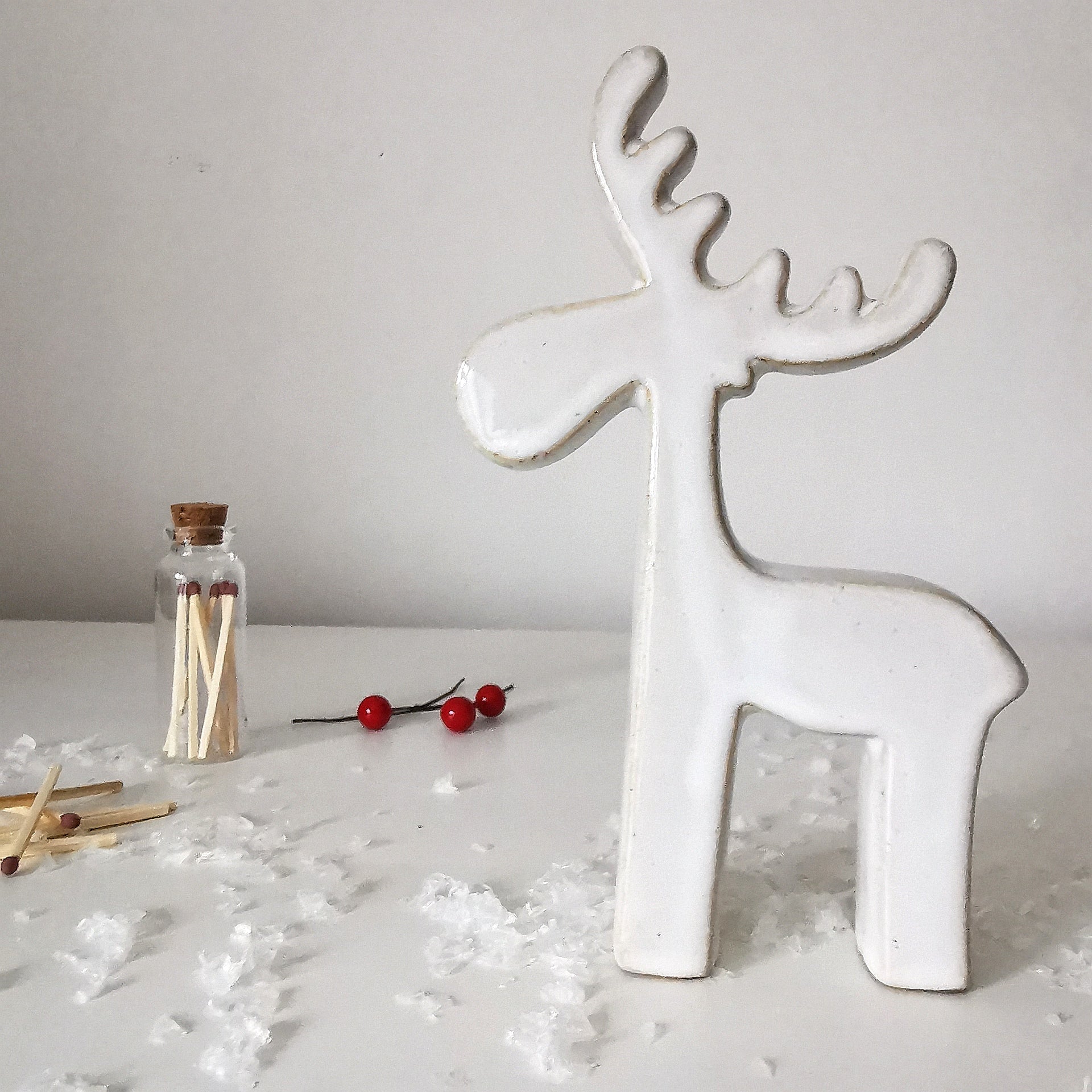 Contemporary Reindeer Minimalist Off White Christmas Decoration