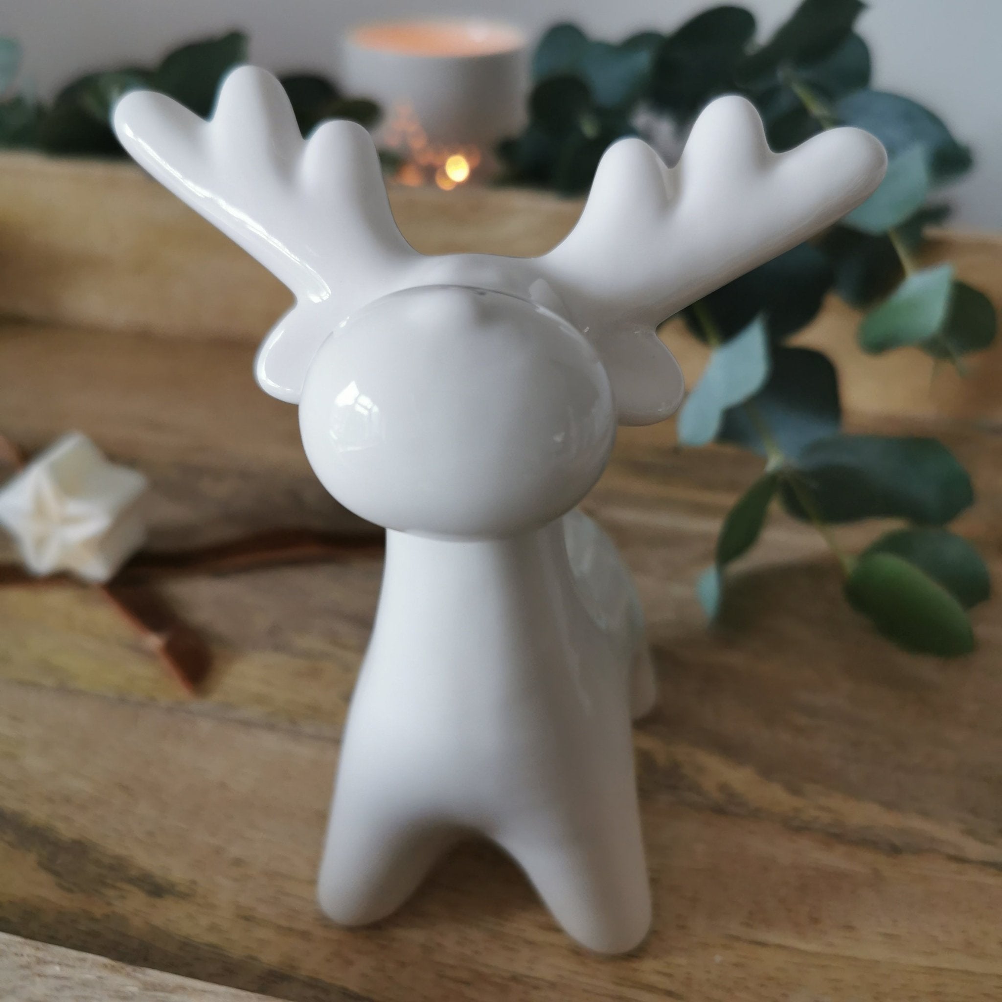 Minimalist Ceramic Reindeer Ornament