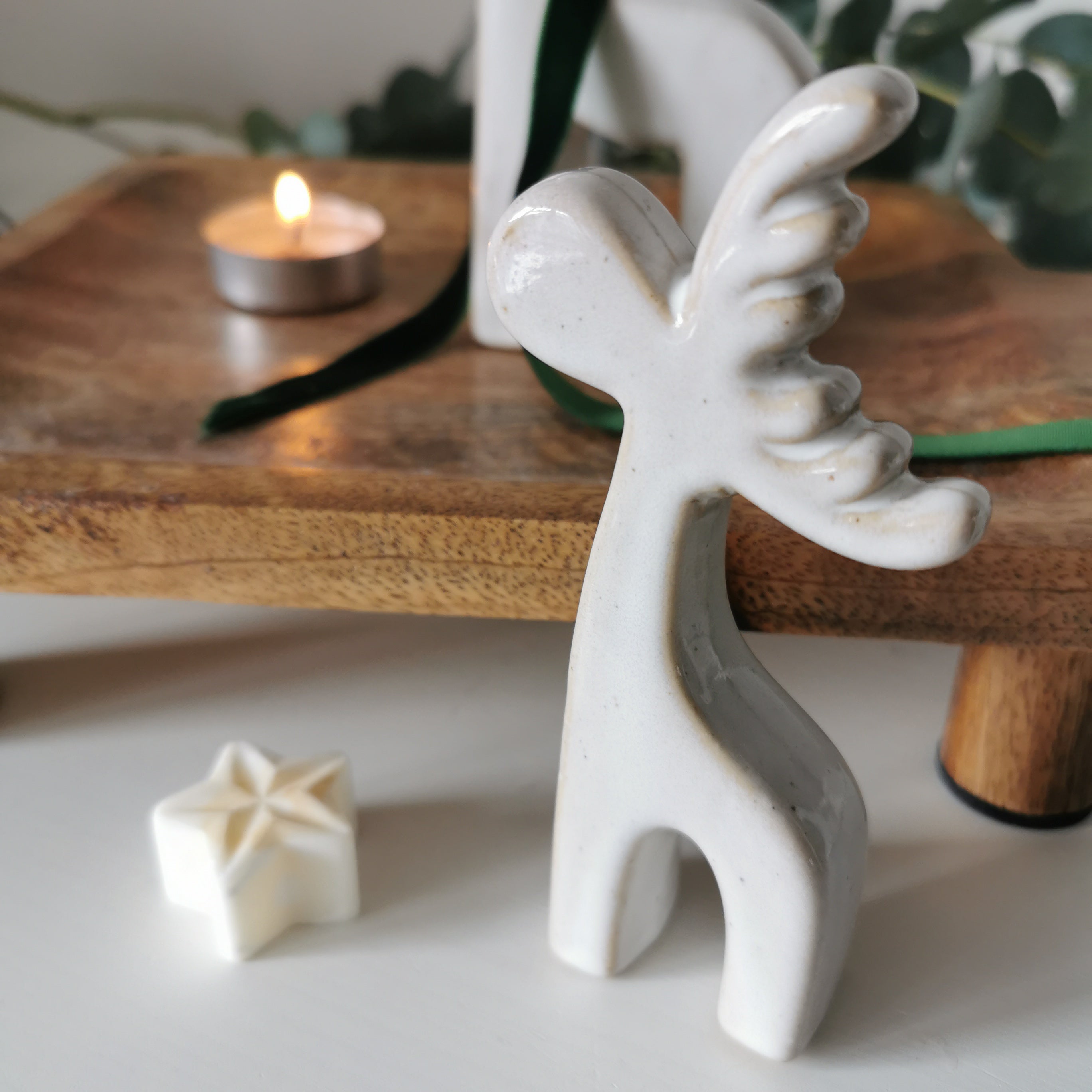 Contemporary Reindeer Minimalist Off White Christmas Decoration